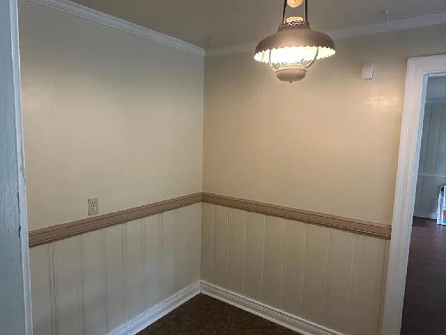 708 Westwood Dr — Photo 4