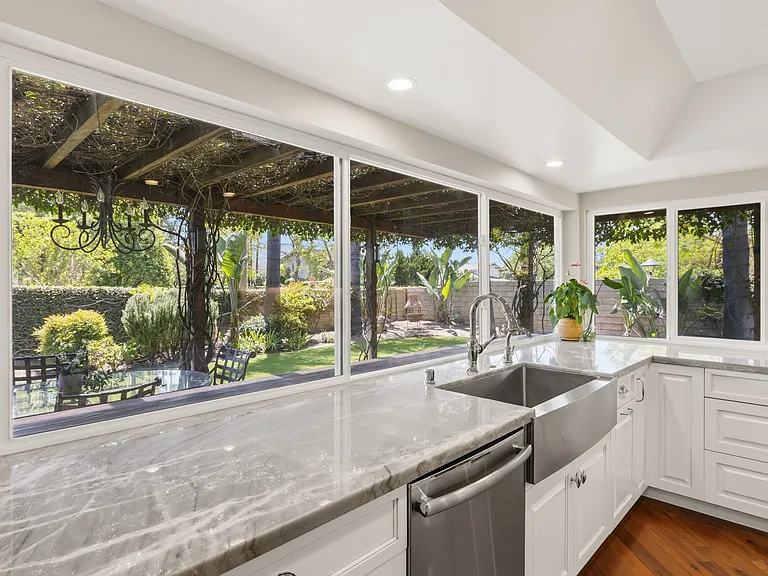 4501 Regents Ct — Photo 21