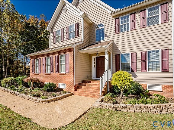 3rd image of 11213 Carrington Green Dr