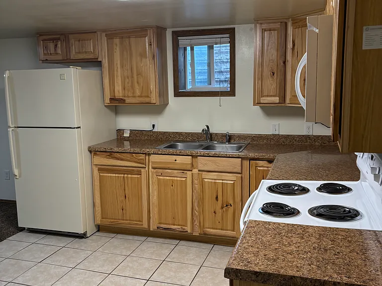 615 Lincoln St #C — Photo 18