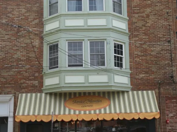 41 Cricket Ave #2, Ardmore, PA 19003