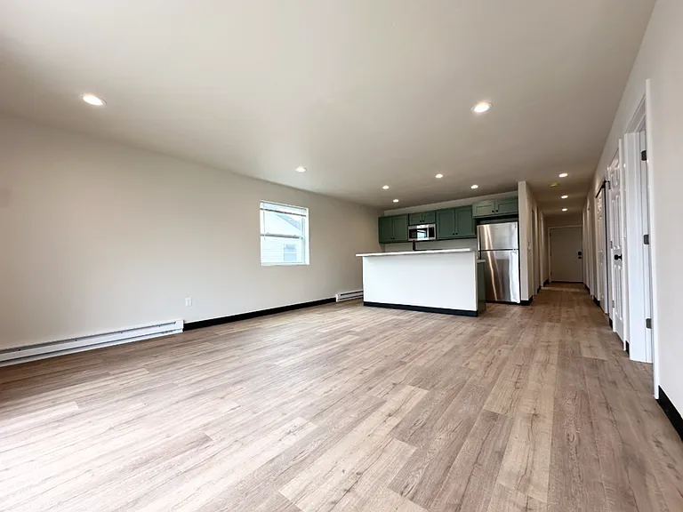 525 Rustic Ridge Dr — Photo 9