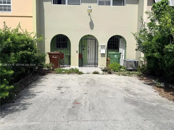 7310 W 3rd Ave, Hialeah, FL 33014