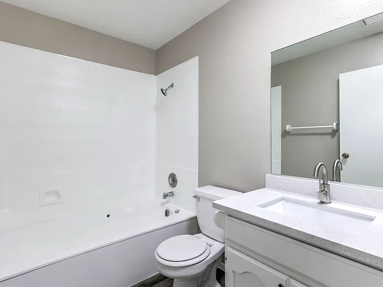 6647 W Tropicana Ave #102 — Photo 7