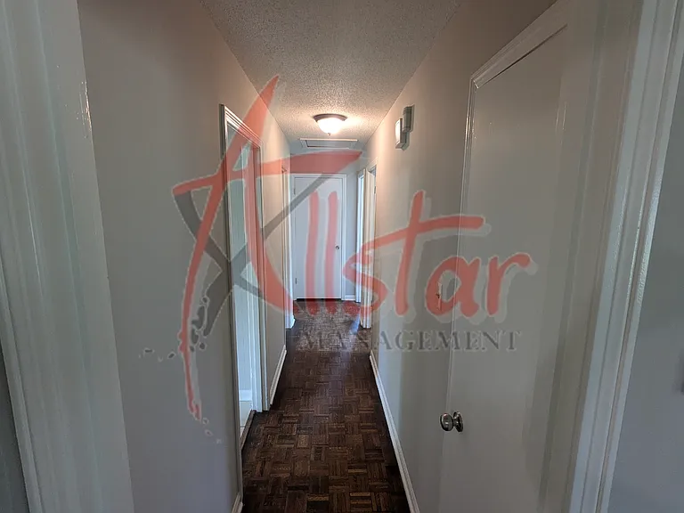 1319 Stateline Rd E — Photo 8