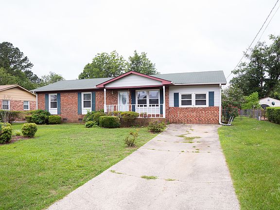2nd image of 304 Longhorn Dr