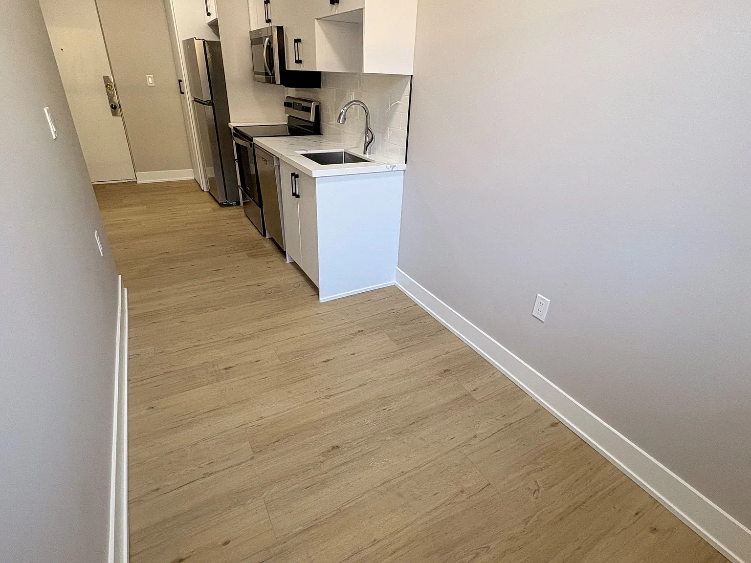 1 bed, $1,600 — Photo 3