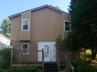 959B Gordon Dr, South Charleston, WV 25303