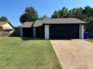 2120 Bois De Arc Cir, Norman, OK 73071