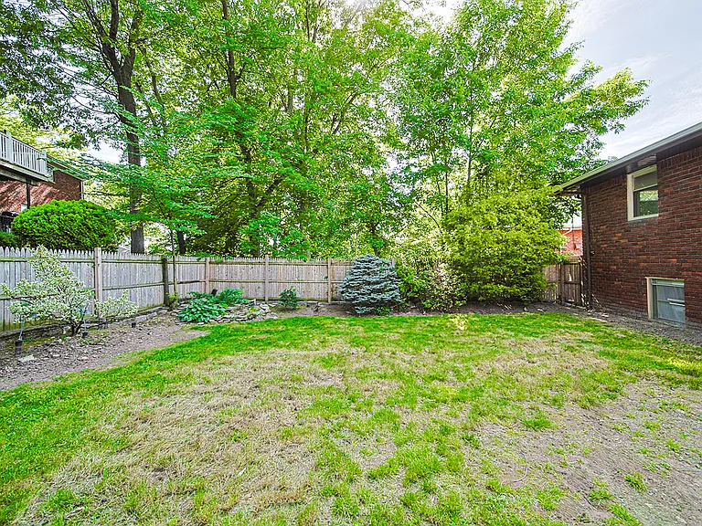 20 Shetland Ln #1 — Photo 17