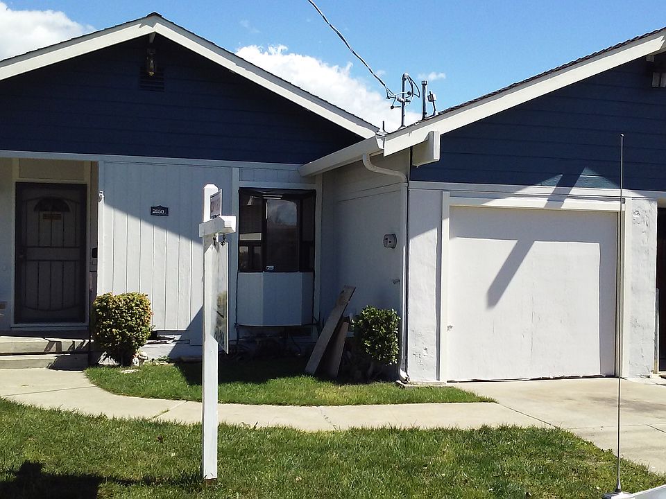 1st image of 26502 Underwood Ave
