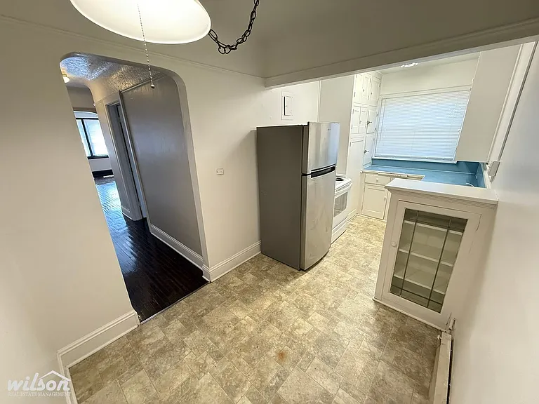 1501 W Yakima Ave — Photo 5