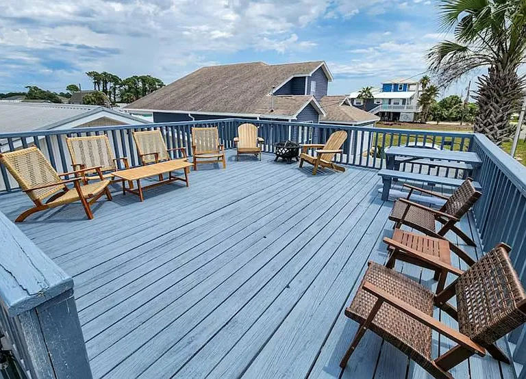 7304 Beach Dr — Photo 16