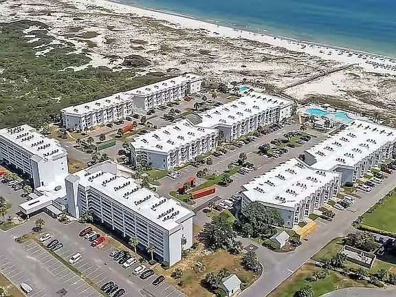 4th image of 400 Plantation Rd #2118