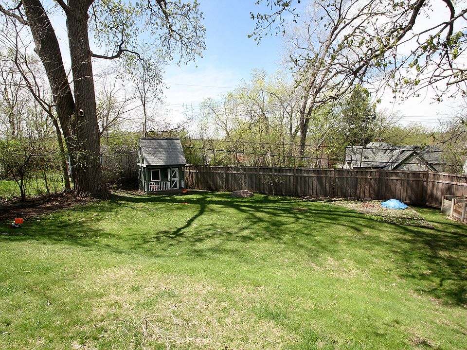 2nd image of 5400 Fremont Ave S
