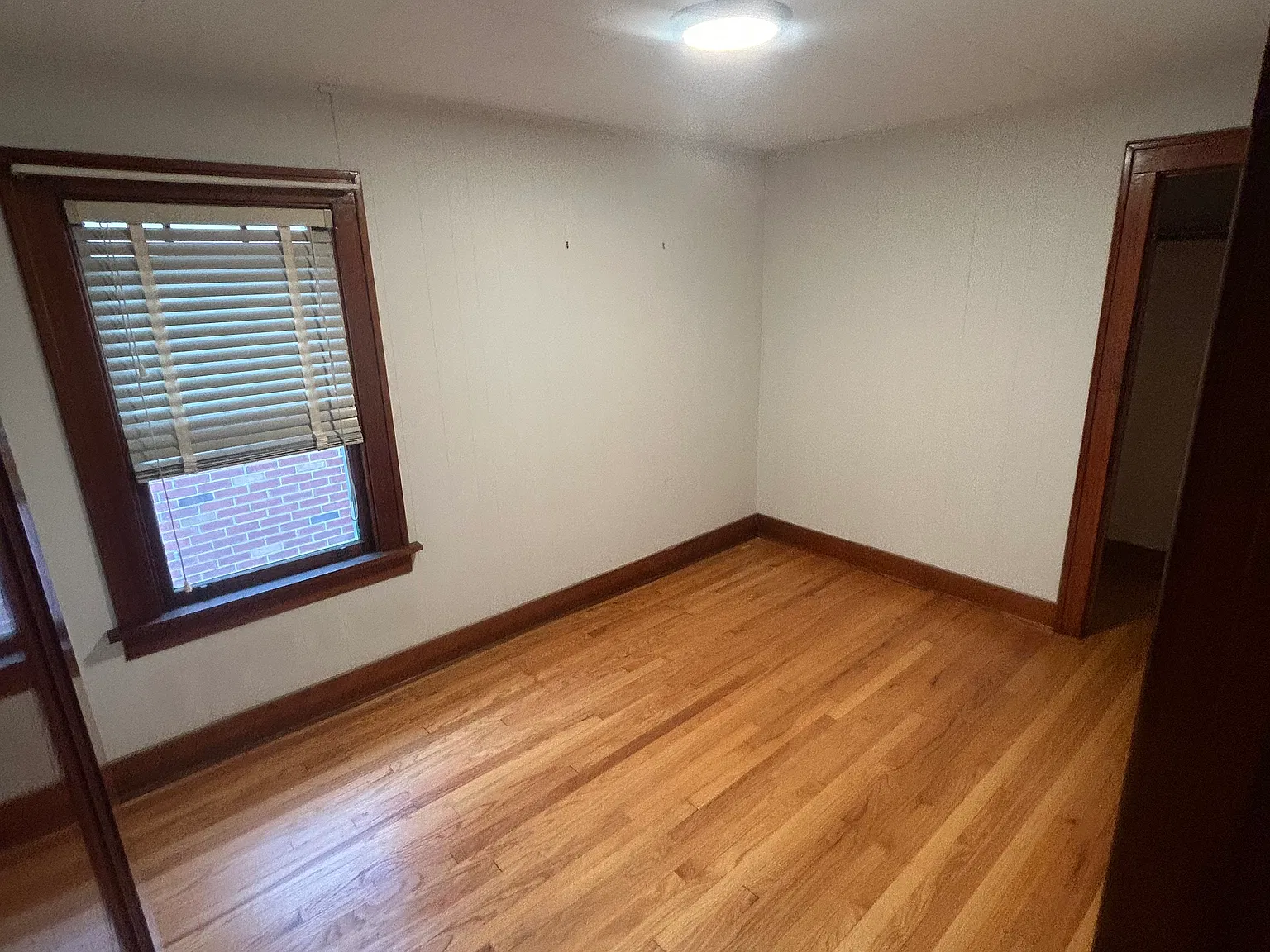 2 bed, $1,400 — Photo 4