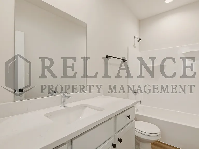 168 N Gowen St — Photo 32