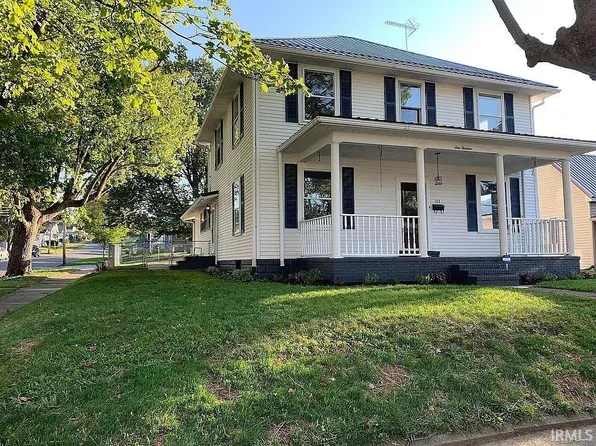 113 Southside Ave, Washington, IN 47501