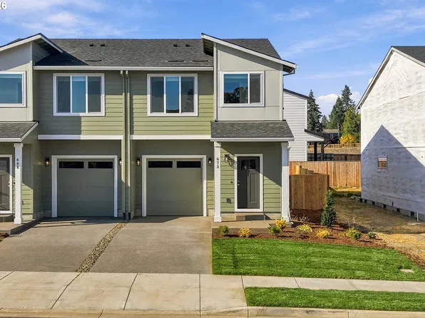 672 S 5th St, Carlton, OR 97111