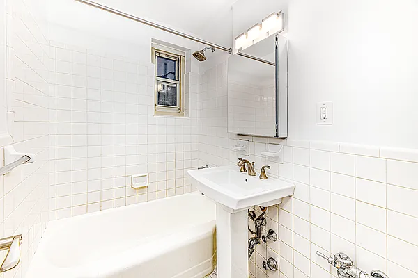 Rented by Argo Residential | media 10