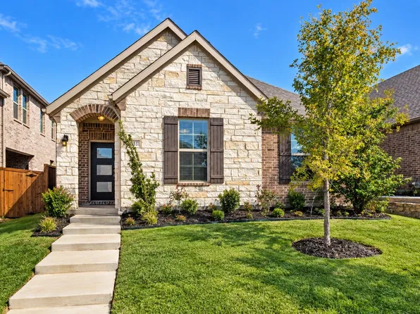 1453 Sun Garden Way, Justin, TX 76247