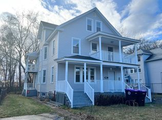 44-46 Gilman St, Holyoke, MA 01040