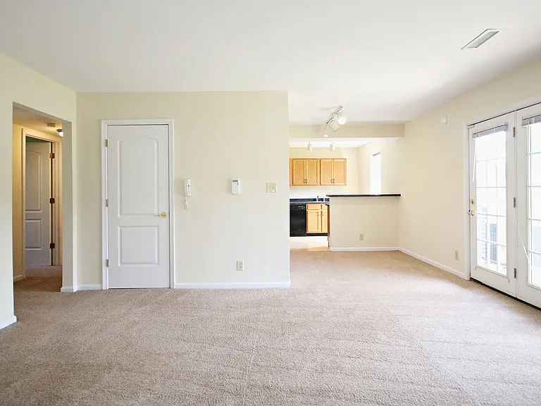 1504 Villa Ter #C — Photo 2