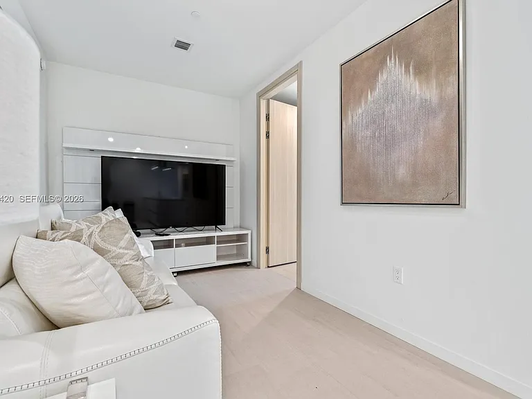1000 Brickell Plz #Penthouse 6006 — Photo 11