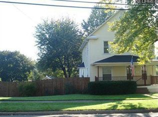 156 1/2 N Main St, Rittman, OH 44270