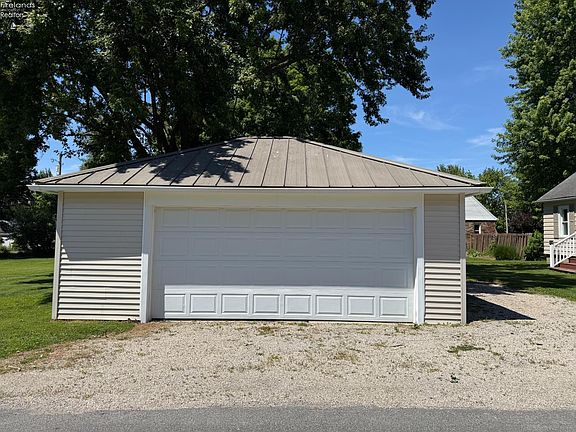 5th image of 822 Eulalia Ave