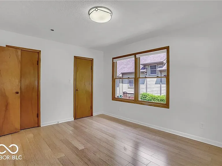 760 W Pine St — Photo 33