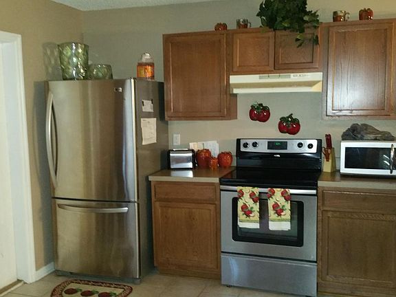 2nd image of 10684 Academy Park Dr