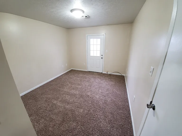 1416 N Butler Ave #D — Photo 5