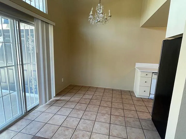 1729 Hollister St #15 — Photo 7