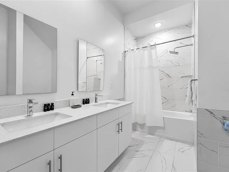 637 Trikomo Dr — Photo 20
