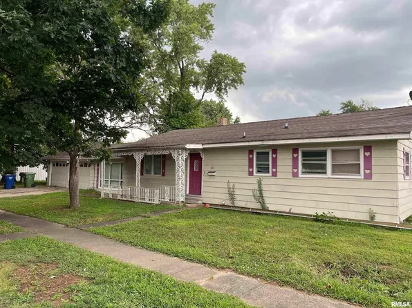 302 N Jefferson St, West Frankfort, IL 62896