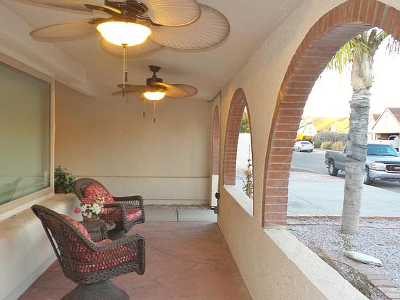 3rd image of 7841 N Roundstone Dr