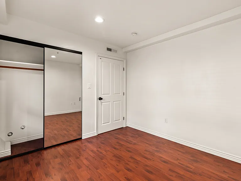 2673 Menlo Ave #3 — Photo 7