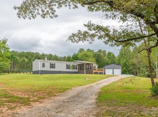 2031 Snow Creek Rd NE, Hickory, NC 28601