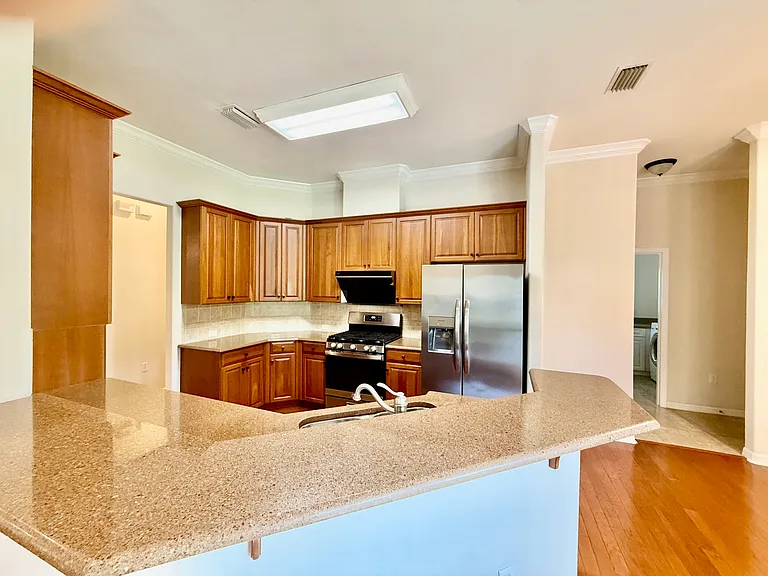 7384 SW 35th Ln — Photo 11