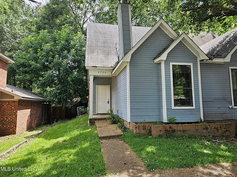 472 Brendalwood Dr #A — Photo 1