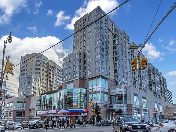 2nd image of 40-28 College Point Blvd #906