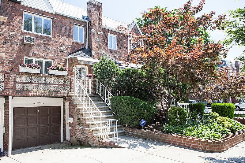 1st image of 4263 Bedford Ave