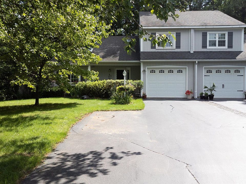 1st image of 55 Glenbrook Ct