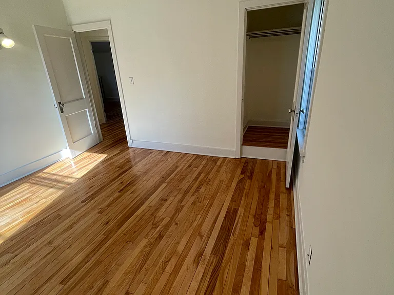 1367 Grand Ave — Photo 12