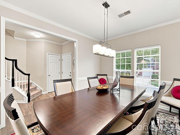 4th image of 14515 Greenpoint Ln