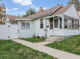 307 Stephen St, Lemont, IL 60439