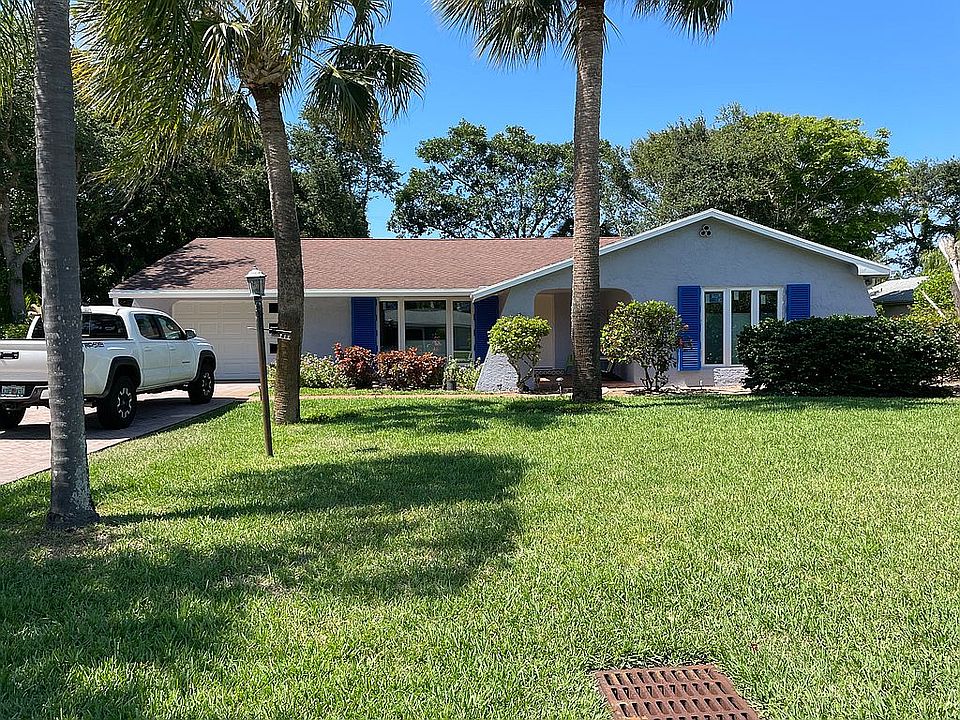 1st image of 711 Iris Ln