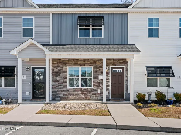 4 Catalina Circle, Swansboro, NC 28584