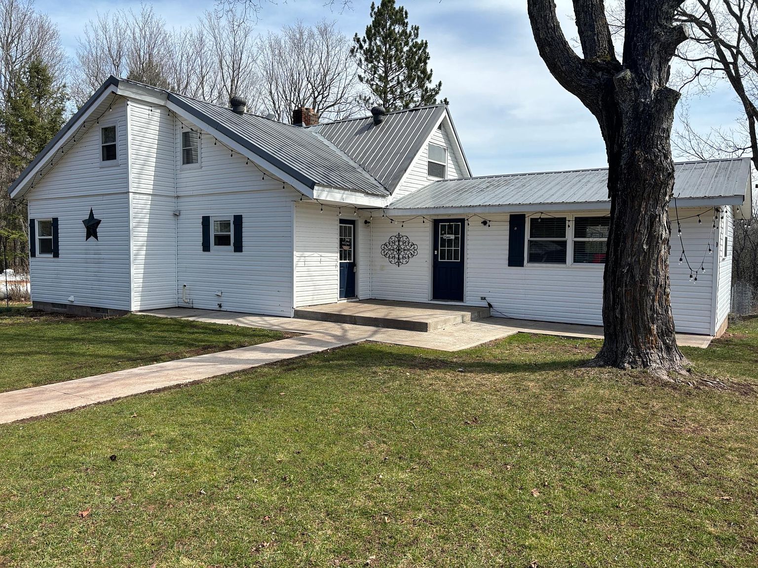 E4575 Airport Rd, Ironwood, MI 49938 Zillow
